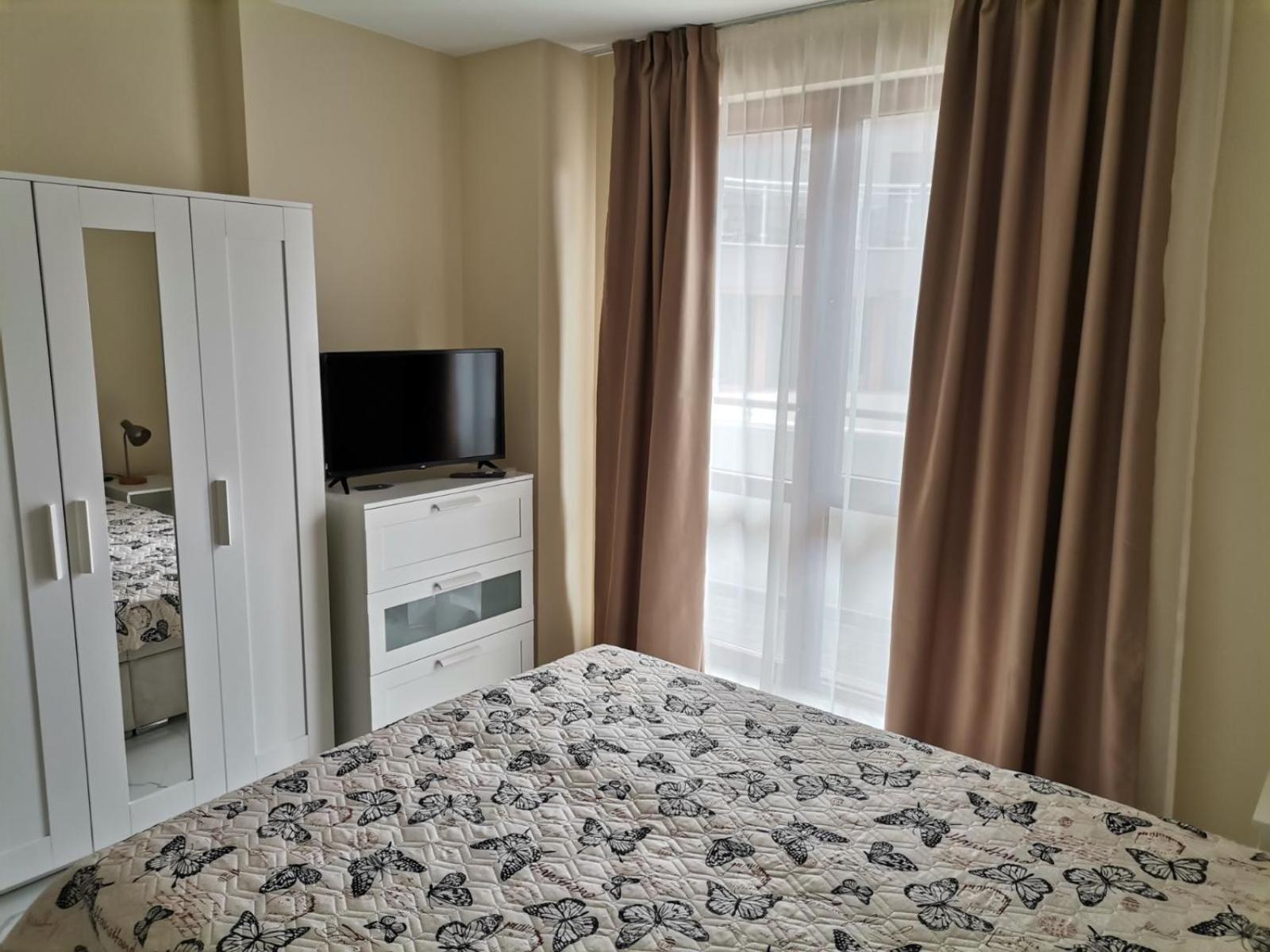 Zigrabay Lovely Appartments Primorsko Luaran gambar